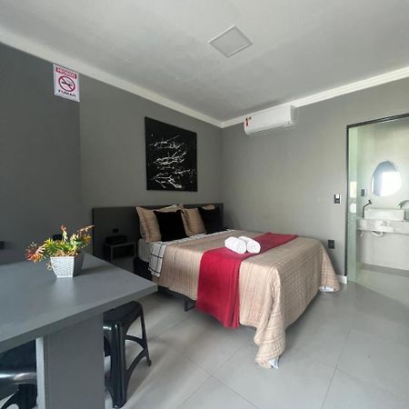 Hospedagem Confortavel E Pratica Para Viajantes E Ferias - Proxima A Br-101 Sao Jose  Exterior foto